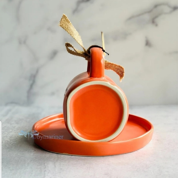 Rae Dunn Drive Thru Bird Feeder - Picture 5 of 6